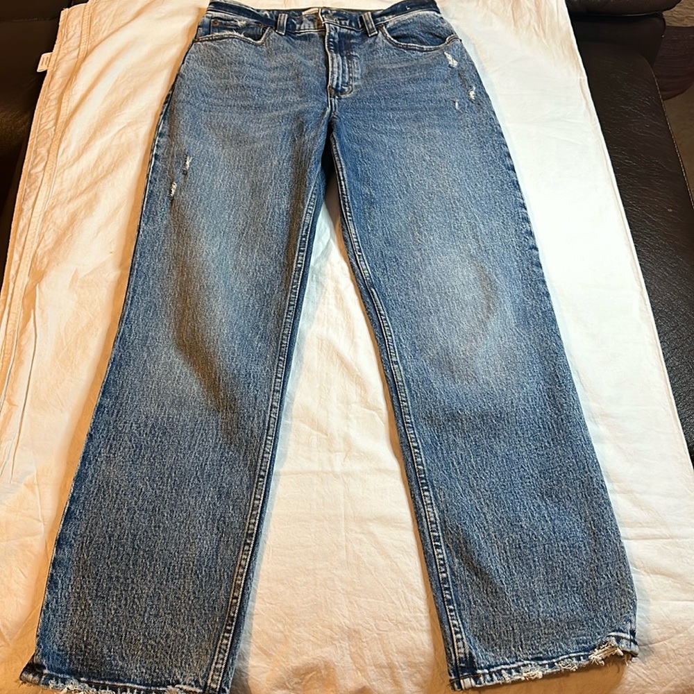 Abercrombie & Fitch Ultra High Rise 90s Straight Jean Size 28/6S